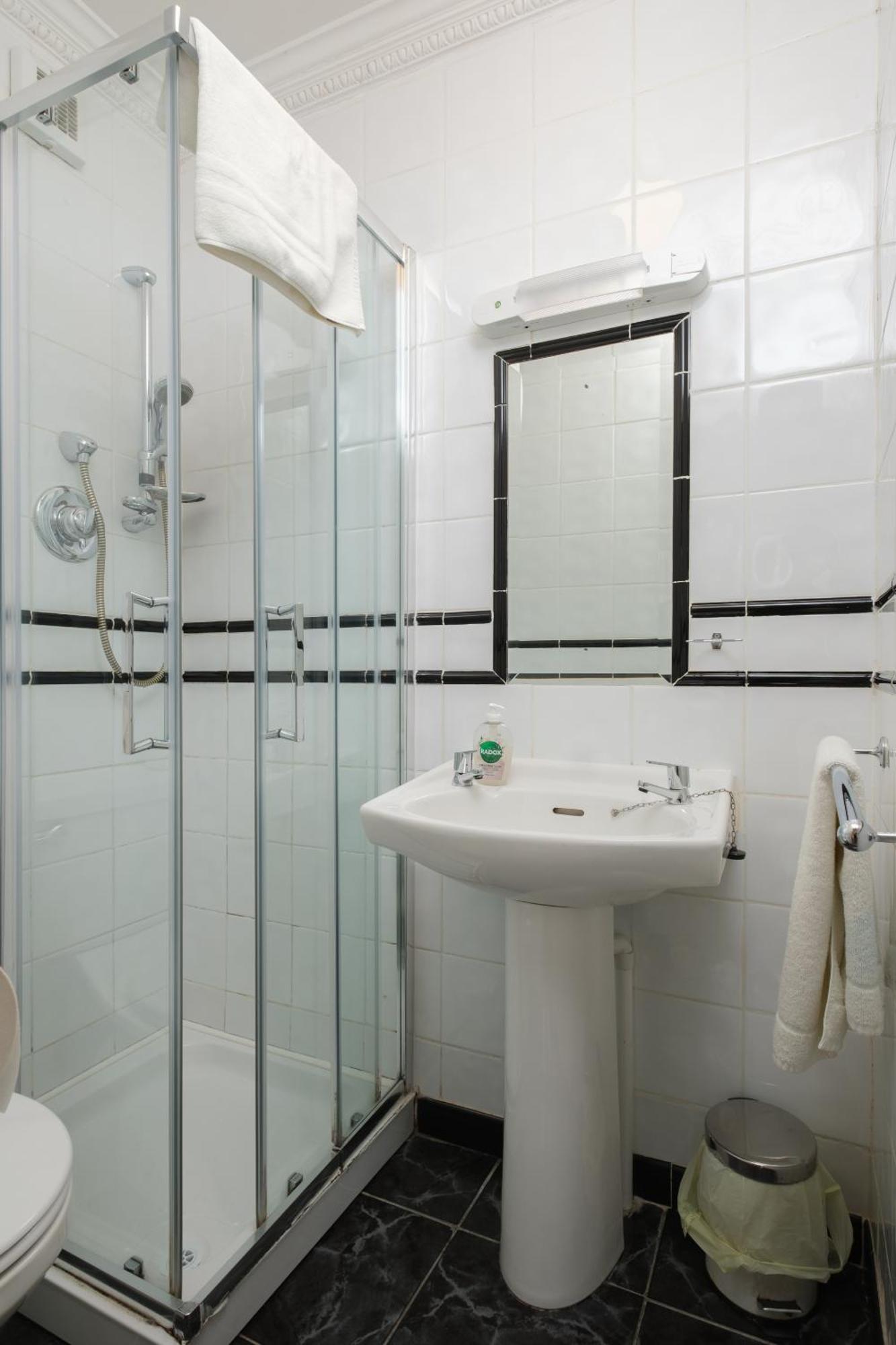 Four Seasons B&B Голвей Екстер'єр фото